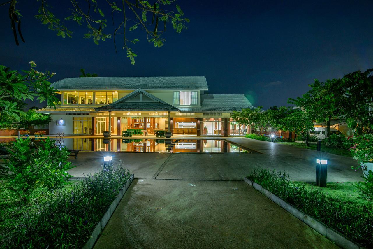 Hua Hin Condotel & Resort Taweeporn Exterior photo